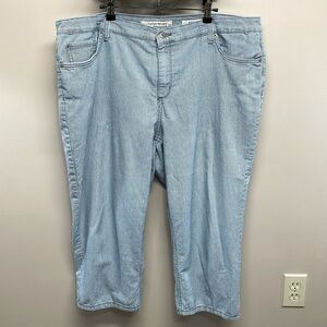 Jones New York Jeans Soho Capri Blue and White Striped 18W